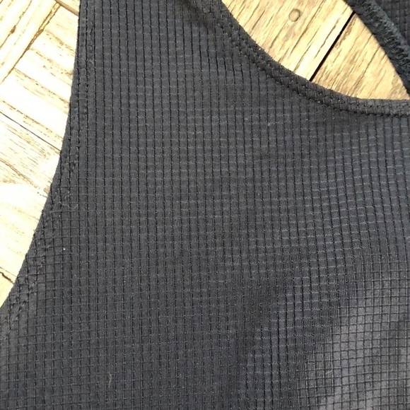 Fabletics black tank. - Picture 3 of 7